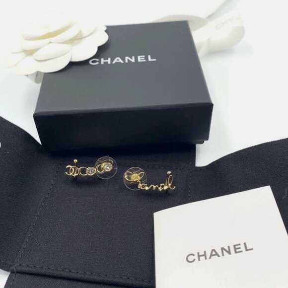 Authentic CHANEL Coco Chanel logo earrings with gold hardware Brand New - Picture 2 of 10